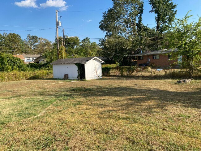 Photo - 406 Harper Ln