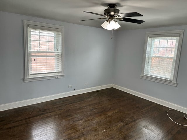 Master bedroom - 6422 S Lawler Ave