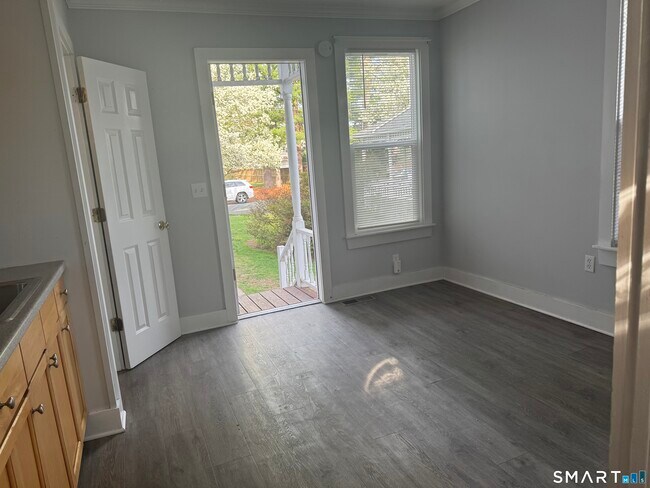 Photo - 210 Prospect Ave Unidad 4