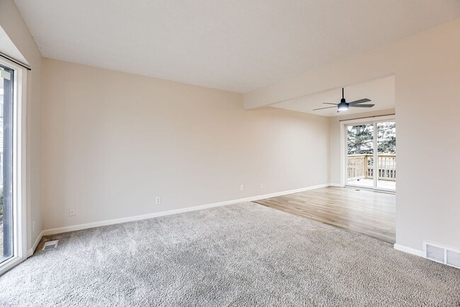 Photo - 7926 Primrose Ct