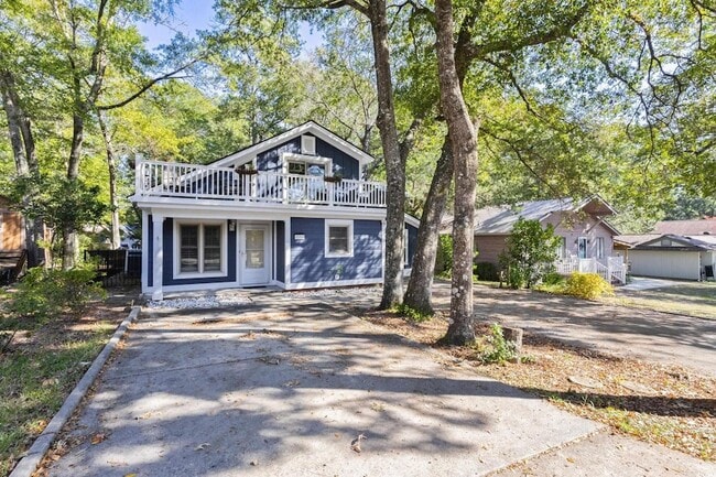 Building Photo - 2112 Brunswick Cir