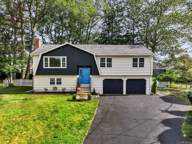 Building Photo - 29 Magellan Dr