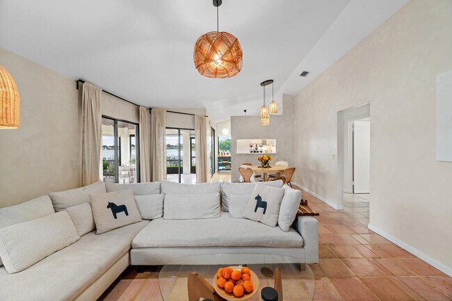 Photo - 12541 Shoreside Ln