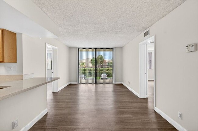 Photo - Move-In Ready Rental Near Tanger Outlets! Unit 25