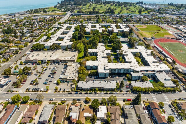 Contexto - Woodlake Condominiums