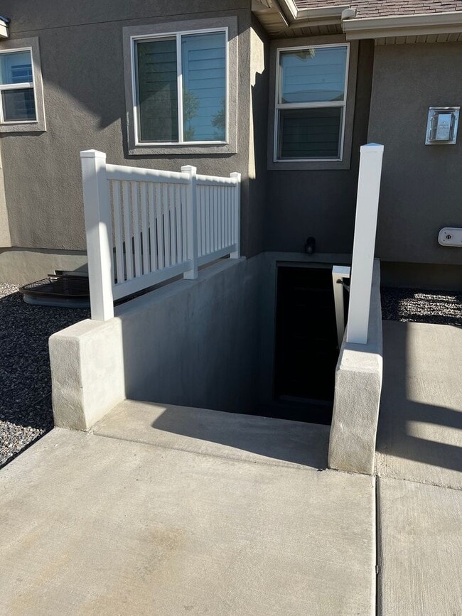 Photo - 937 W 550 S Unit 1