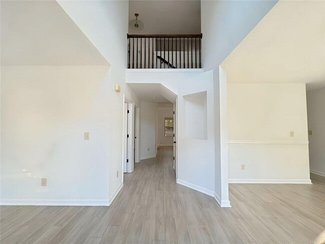 Photo - 2416 Peach Shoals Cir