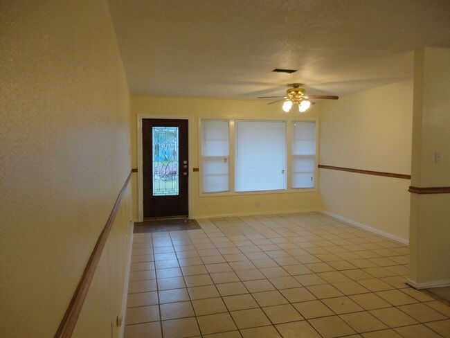 Building Photo - 3718 Penwood Way