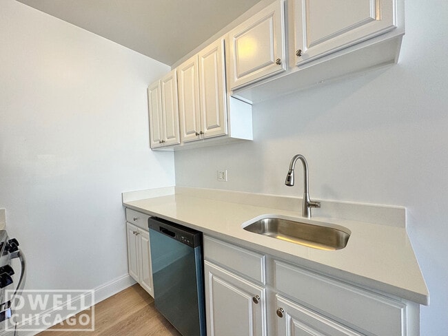 Photo - 2606 N Kimball Ave Unit 303