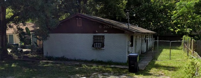 Building Photo - 9410 N Brooks St Rental