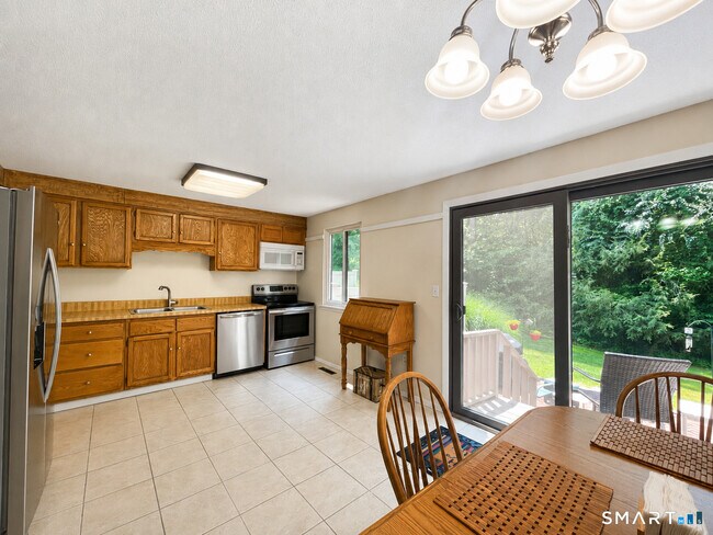 Photo - 40 Conestoga Way Unit 40