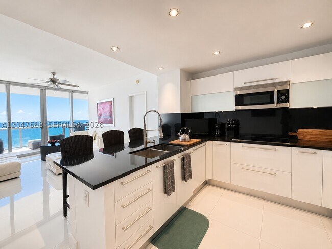 Photo - 17121 Collins Ave Unit 1602