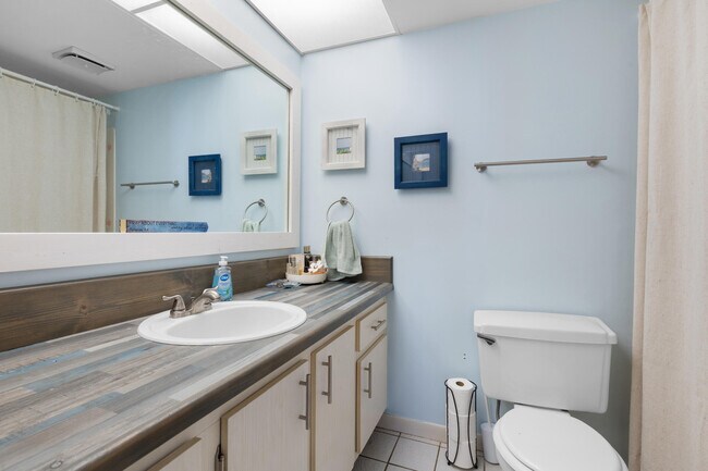 Photo - 1270 SE Parkview Pl Unit B5
