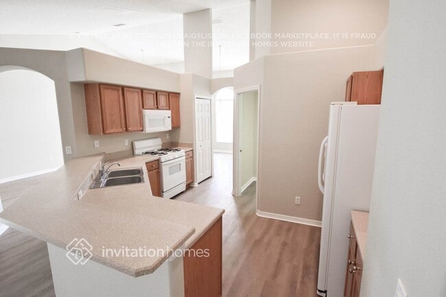 Photo - 15719 Heron Hill St