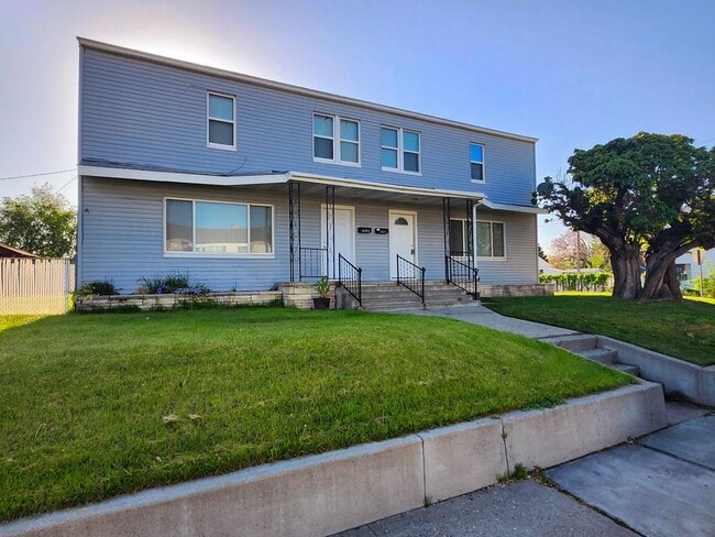 Photo - Pet Friendly Richland Duplex!