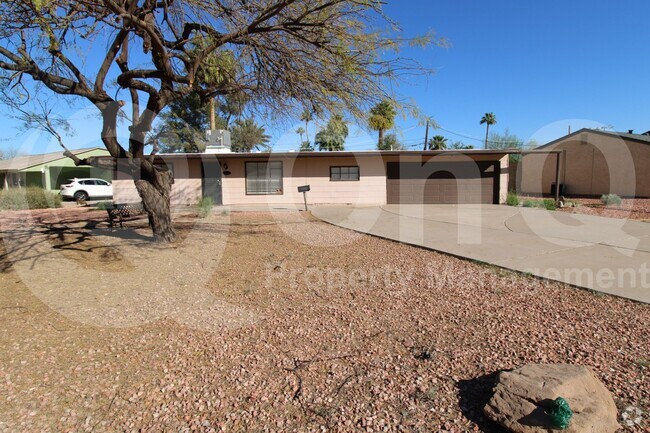 Building Photo - 2801 N 70th St Rental
