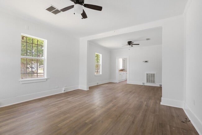 Photo - 2 Bedroom/1 Bath Culebra Park Subdivision
