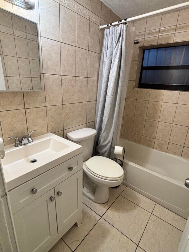 Photo - 2901 NW 21st St