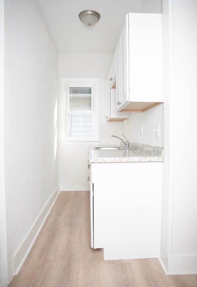 Photo - 185 Butler St