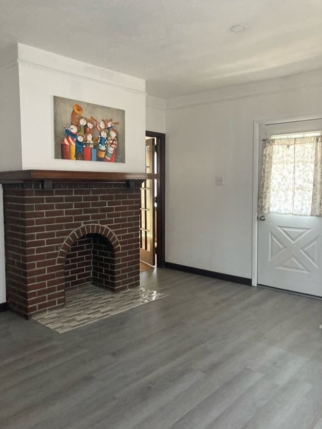 Living Room - 108 21st St