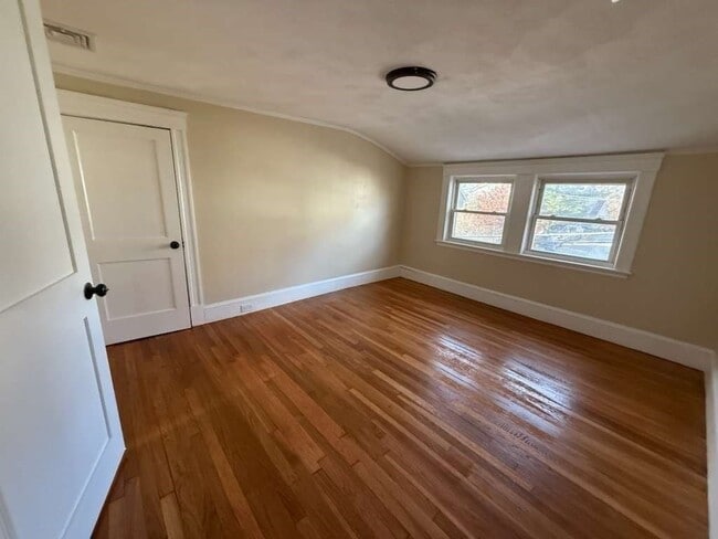 Photo - 194 Fells Ave