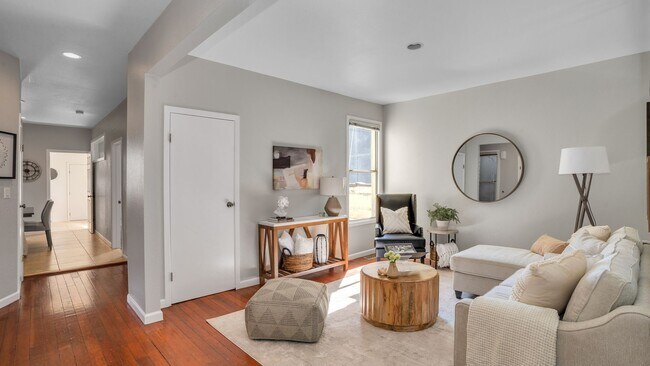 Photo - Two Bedroom Condo in SOMA with Yard, Parking, and W/D.