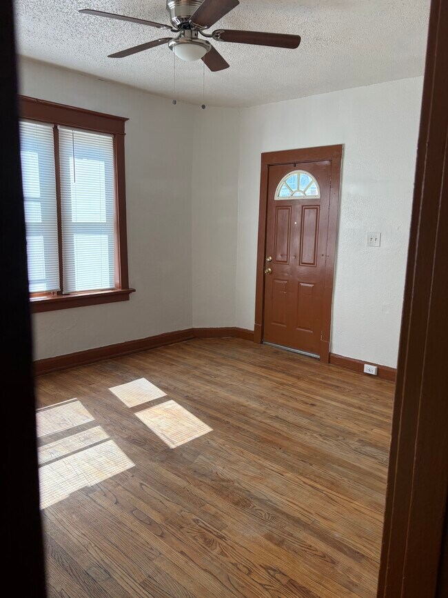 Photo - 3855 Minnesota Ave Unit 3855B