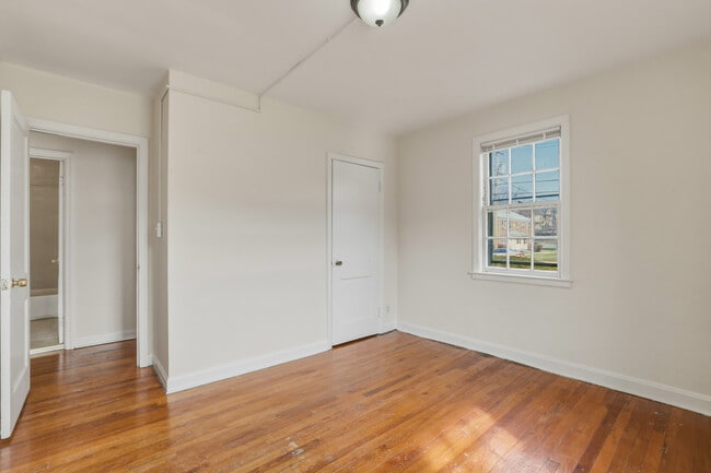 Photo - 1 William St