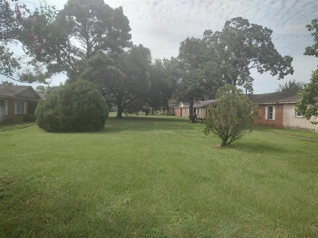 Photo - 2000 Bahama Dr Apartment Unit 5