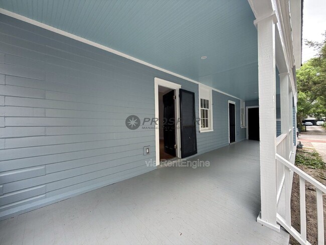 Photo - 250 Rutledge Ave