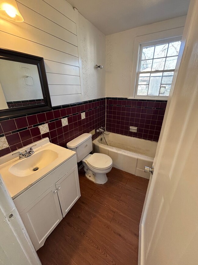 Photo - Like new 2 Bedroom home