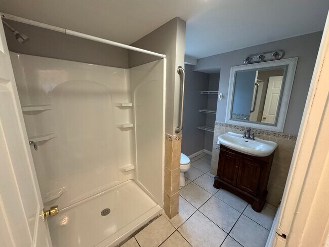 Photo - 40 S Whipple St