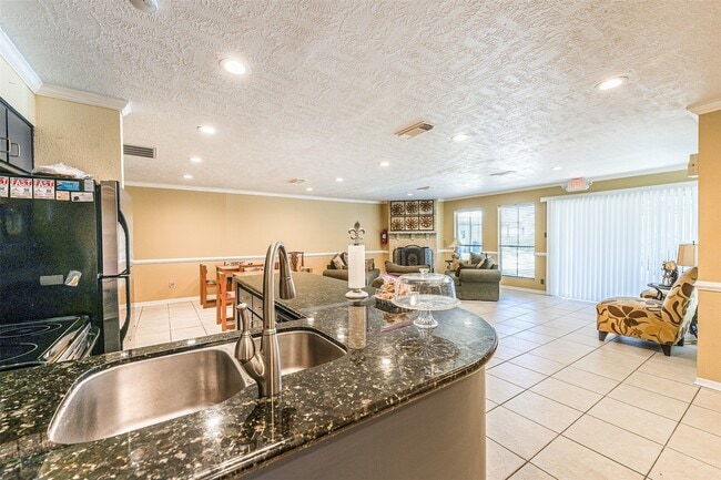 Photo - 1500 Bay Area Blvd Unidad 294