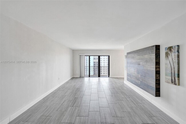 Photo - 1201 S Ocean Dr Unidad 2109N