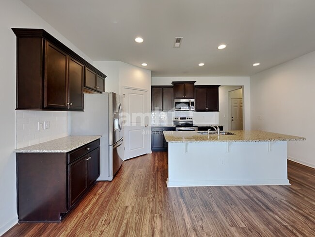 Photo - 44 Prairie St