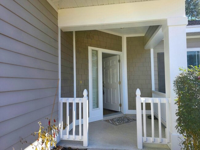 Photo - For rent 2 bedroom 2 bathroom 1 car garage condominium