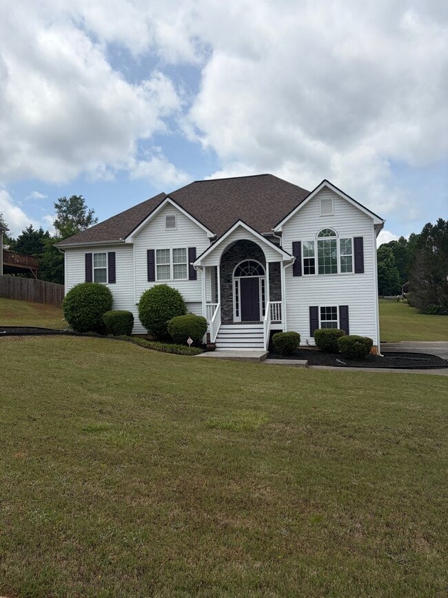 Building Photo - Beautiful Home with Finished Basement