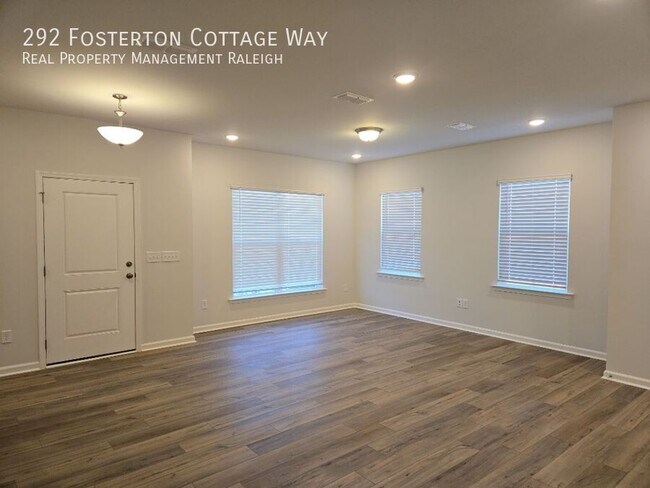 Photo - 292 Fosterton Cottage Wy