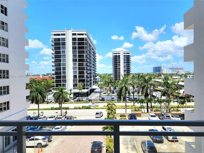 Photo - 2030 S Ocean Dr Unit 401