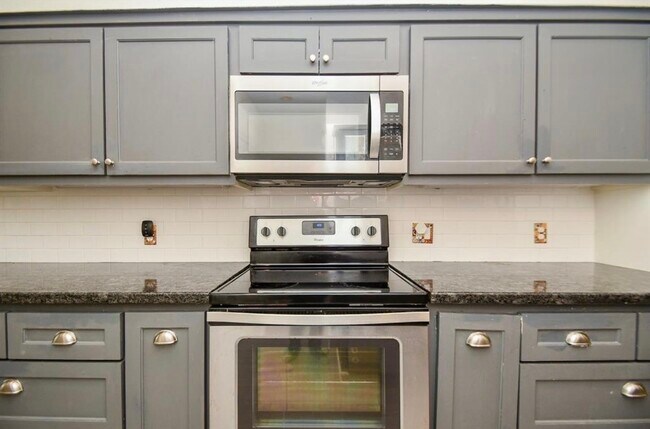 Photo - 7459 Brompton St Unit 7459