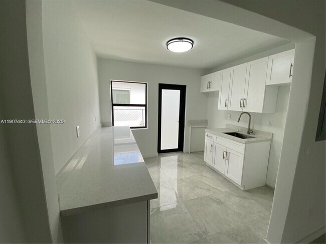 Photo - 4992 NW 18th Ave Unit 4992