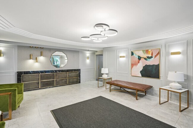 Photo - Chaplin Crescent Apartments