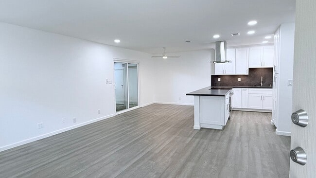 Photo - NEWLY RENOVATED---- 2BD/1BA, End Unit TH in Twin Creeks Garden, San Ramon- Available Now!
