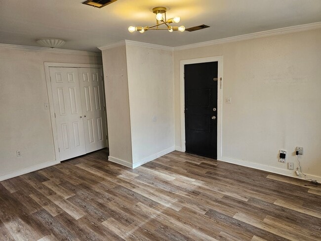 Photo - 500-502 N. General Pershing Street Apartamento Unidad 500