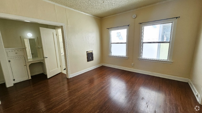 Building Photo - 727 S Coronado St Unit 303 Rental