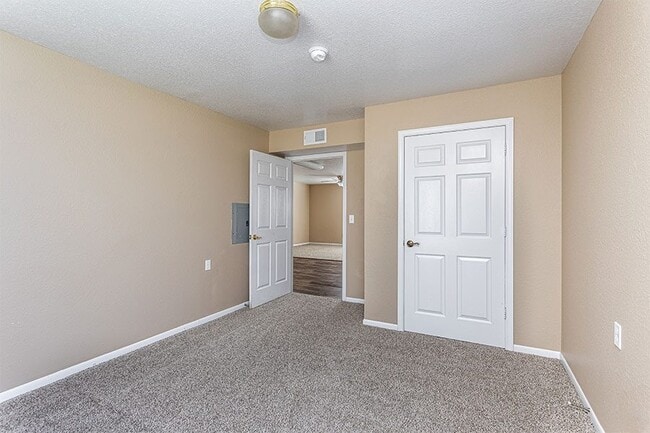 Photo - SILVERWOOD APARTMENTS