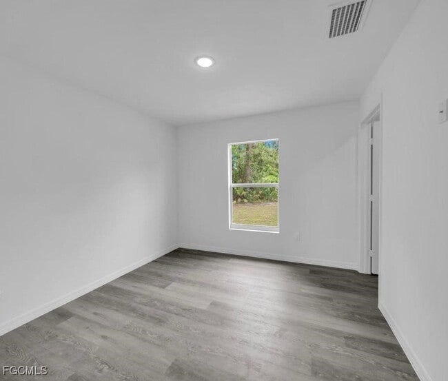 Photo - 382 McArthur Blvd