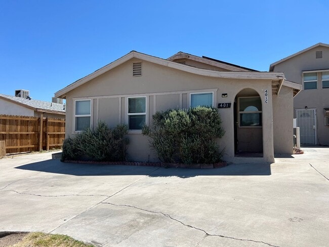 Building Photo - P026 Unit # C Rental