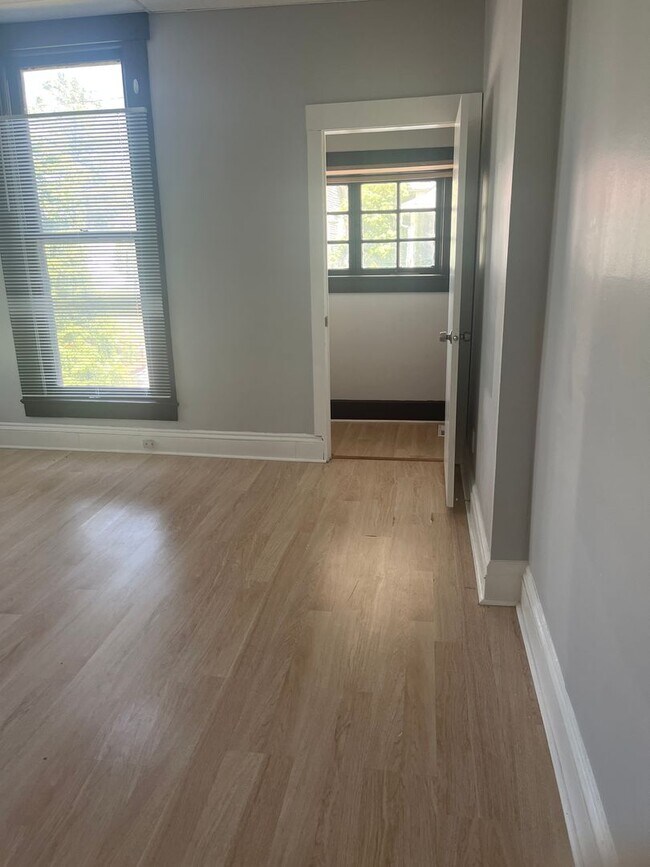 Photo - 311 Sheridan Ave Unit 1