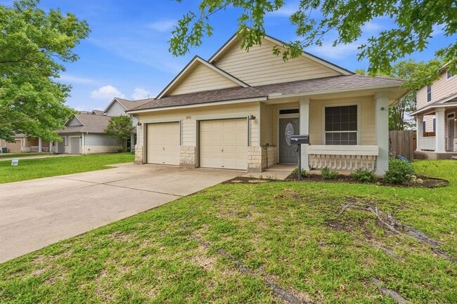 Photo - 2920 Thrushwood Dr
